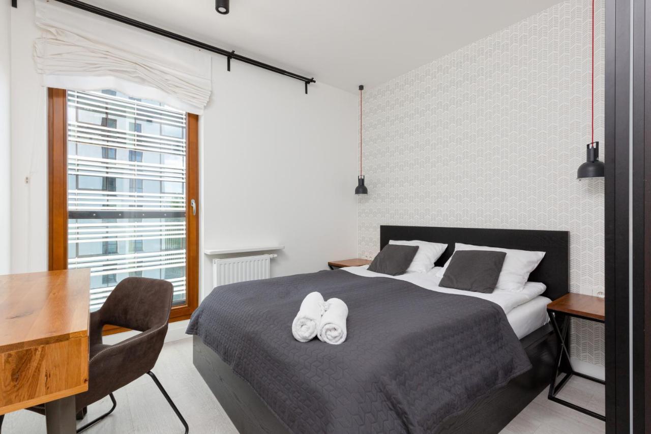 City Center Apartments Grzybowska With Parking By Noclegi Renters Warschau Exterior foto